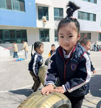 乐动滚轮胎,趣享好时光