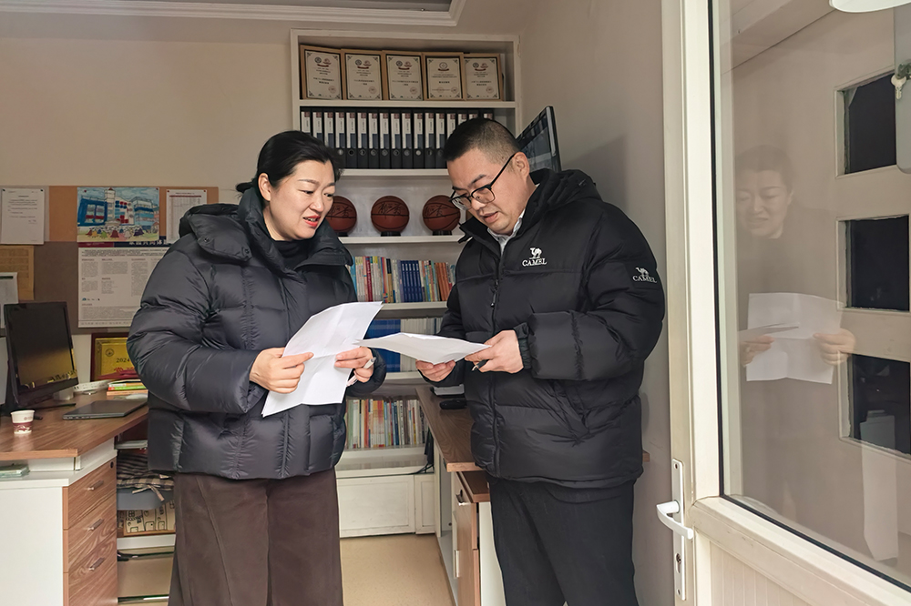 家委会协同共检 共赴一场“迎新年”卫生大检查