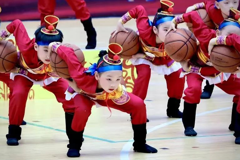 捷報：鐘聲教育再次蟬聯連云港市第六屆幼兒籃球嘉年華活動冠軍、特別獎