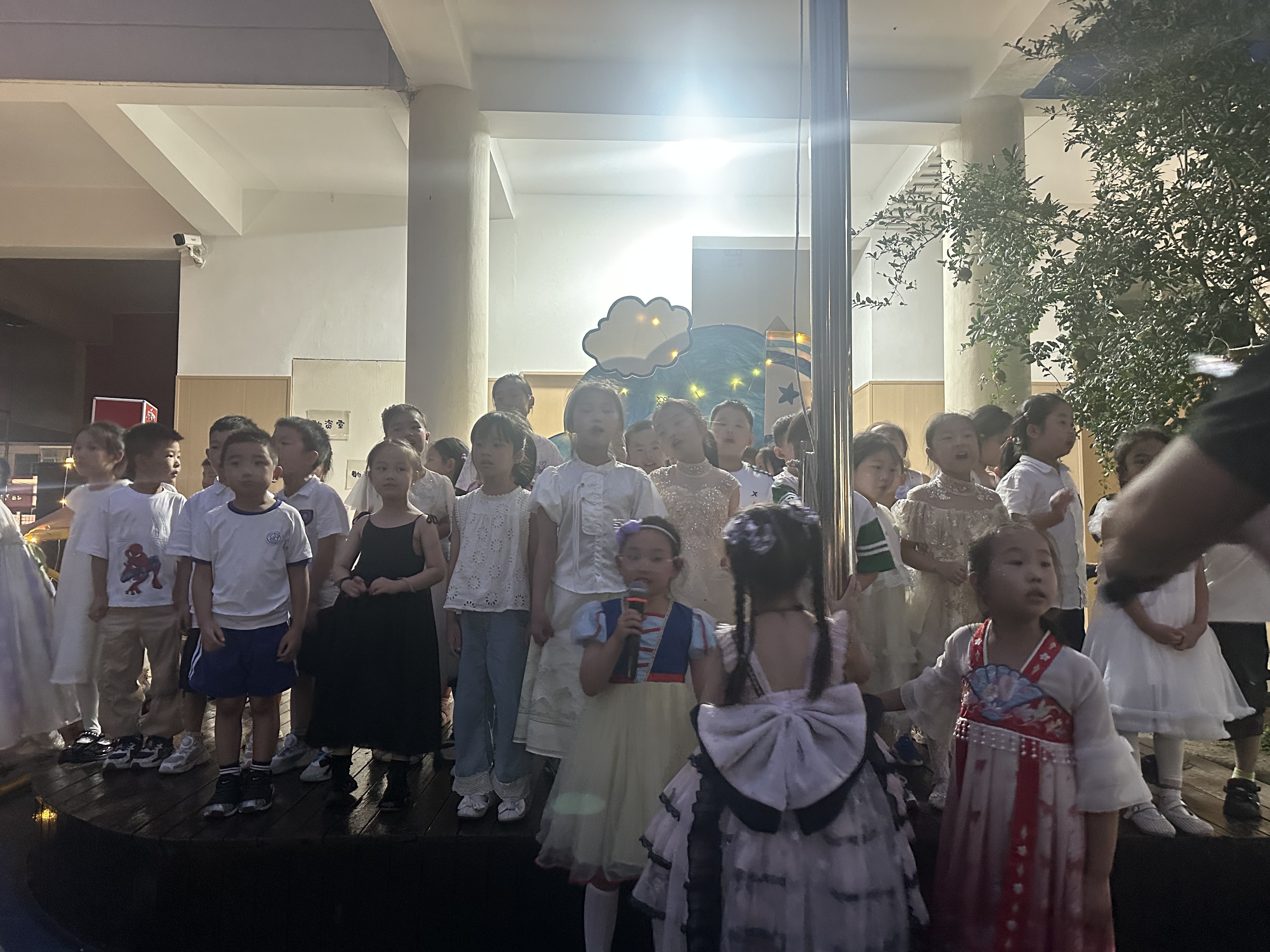 时光不散，奔向星光——大班毕业典礼